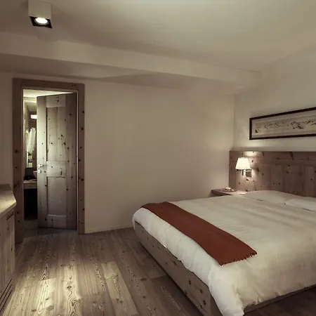 Ξενοδοχείο Chesa Stuva Colani 4*