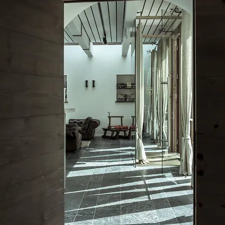 Ξενοδοχείο Chesa Stuva Colani 4*