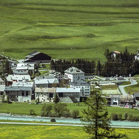 Chesa Stuva Colani Madulain