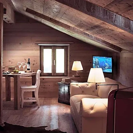Chesa Stuva Colani Hotel 4*