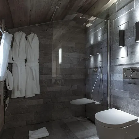 Chesa Stuva Colani Hotel 4*