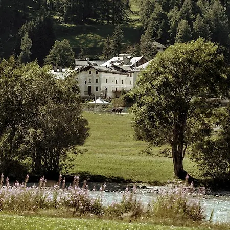 Chesa Stuva Colani 4* Madulain