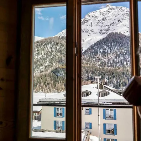 Chesa Stuva Colani Hotell Madulain