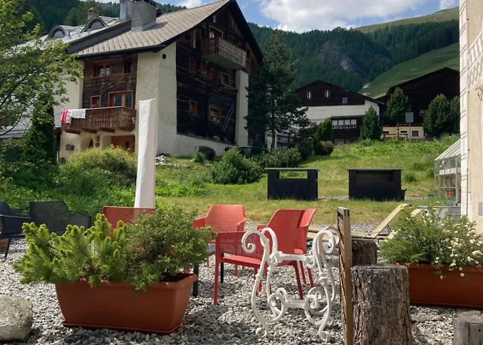 Chesa Stuva Colani Hotel 4*