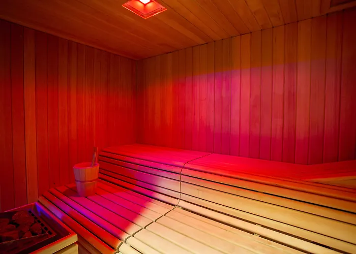 Hotel Chesa Stuva Colani 4*