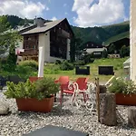Chesa Stuva Colani Hotel 4*