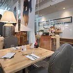 Chesa Stuva Colani Hotel