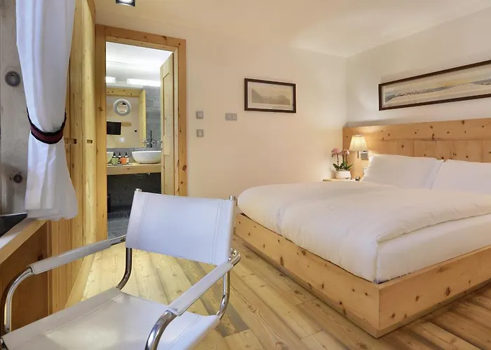 Chesa Stuva Colani Madulain