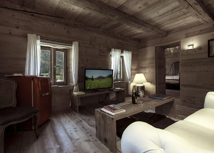 Chesa Stuva Colani Hotel 4*