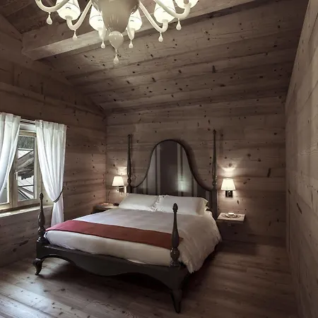 Chesa Stuva Colani Hotel 4*